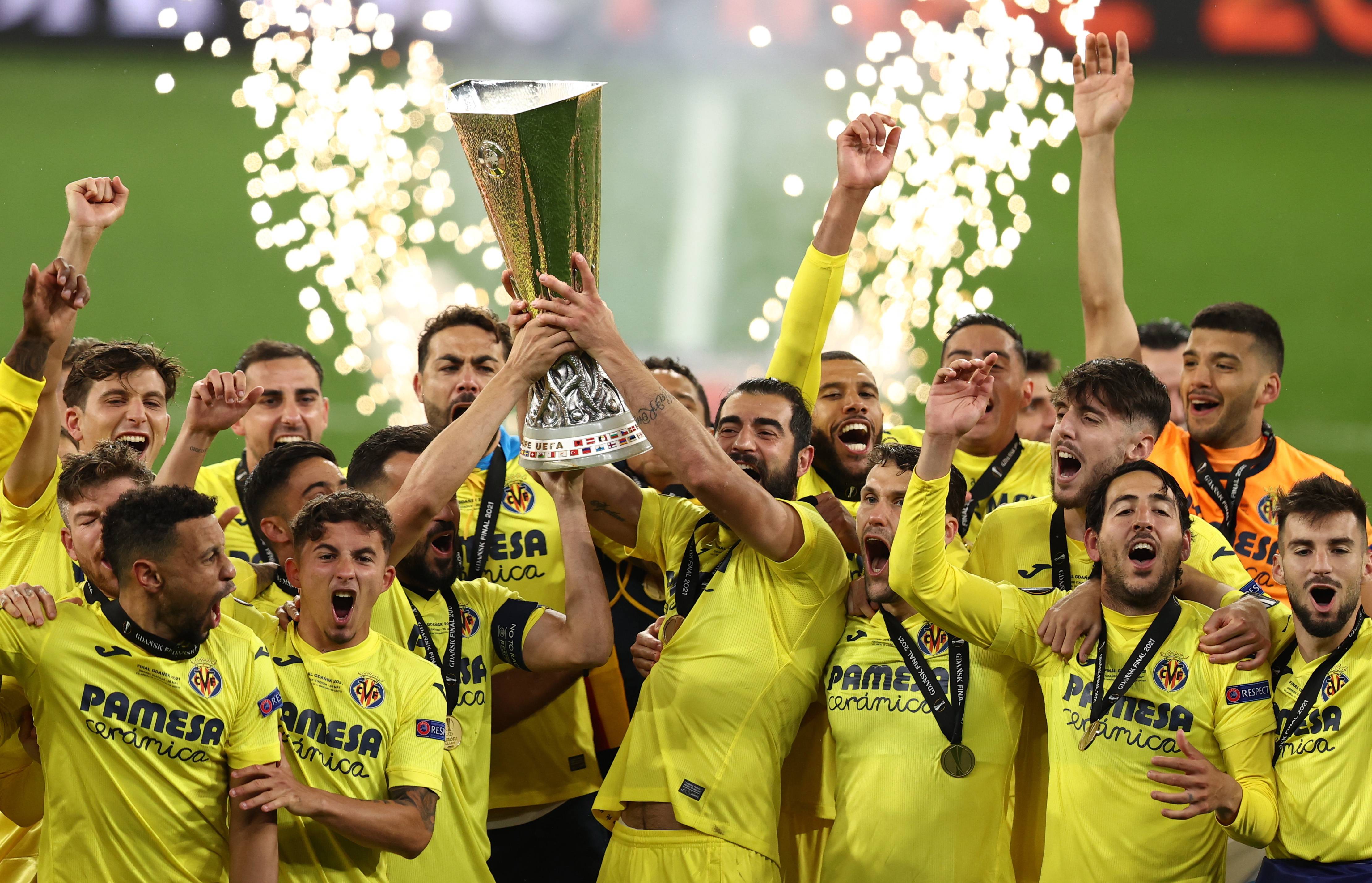 关于清晨比利亚雷亚尔调整名单以备社区盾，回应争议环节打磨，媒体盛赞，年轻球员得到机会的信息RAYGAMING